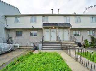 456 Drumgoole Rd W #2A, Staten Island, NY 10312