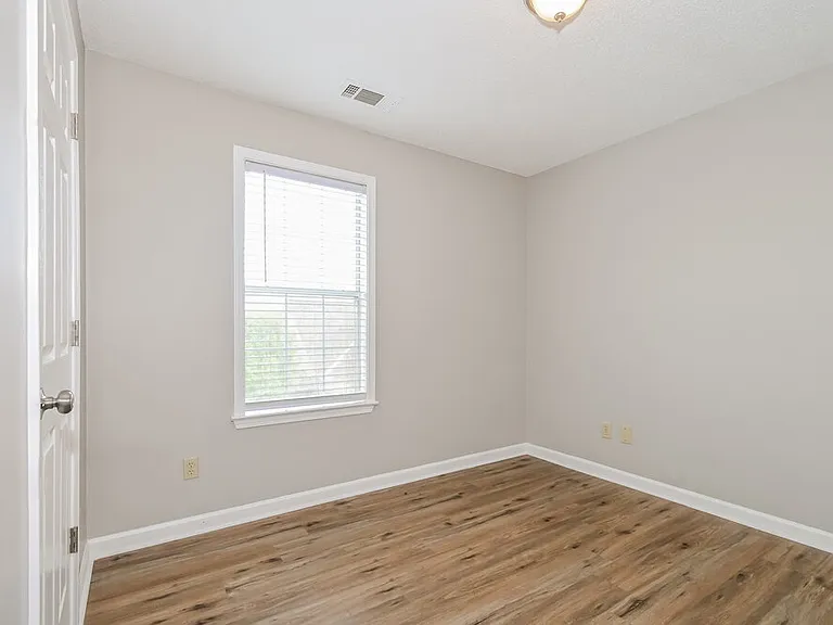 8713 Citrus Bend Dr — Photo 14