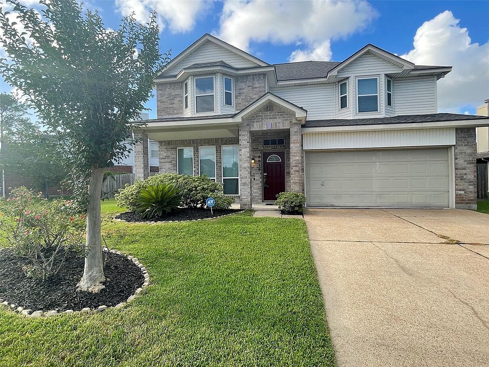 1st image of 8919 Diamond Lake Ln