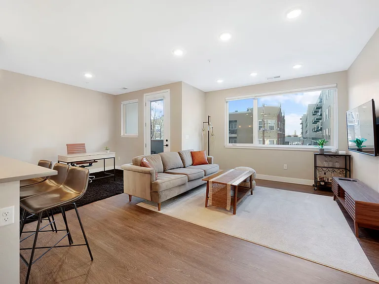 2729 W 28th Ave #301 — Photo 23