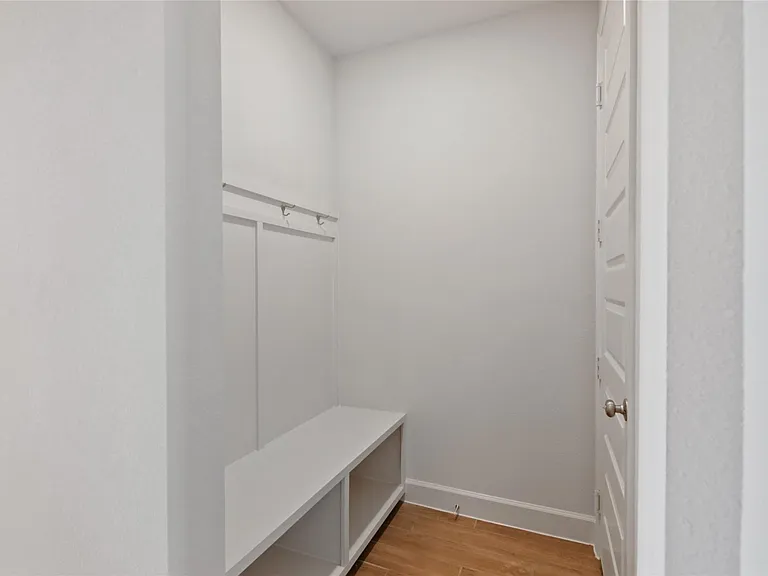 127 Plumbago Loop — Photo 25