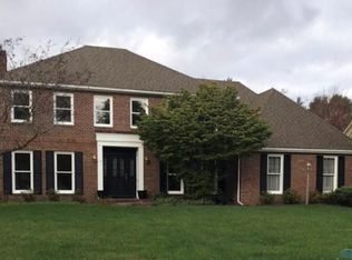 5257 Spring Creek Ln, Sylvania, OH 43560