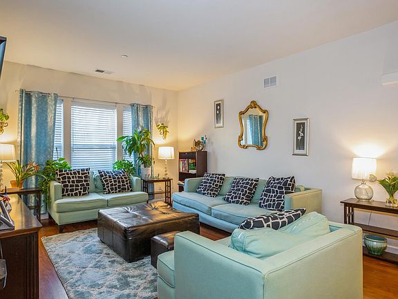 4th image of 1412 Kirkland Ct Suite 1412