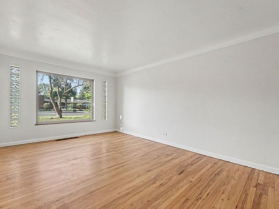 2nd image of 7345 Montview Blvd