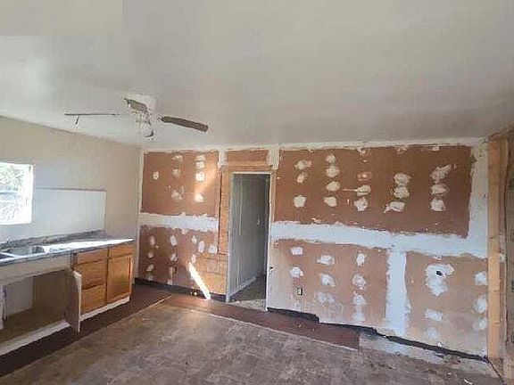 5th image of 16571 Fm 92 Rd S