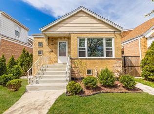 7246 S Ridgeway Ave, Chicago, IL 60629