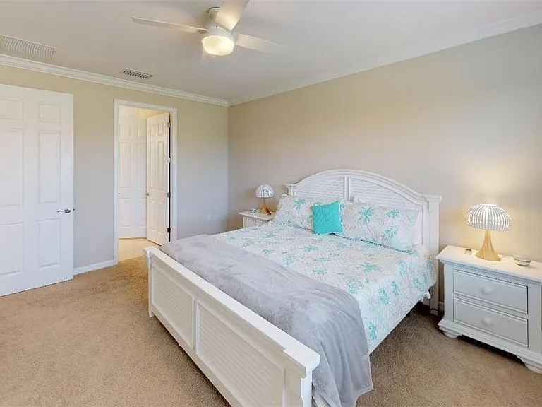 255 Maraviya Blvd — Photo 6