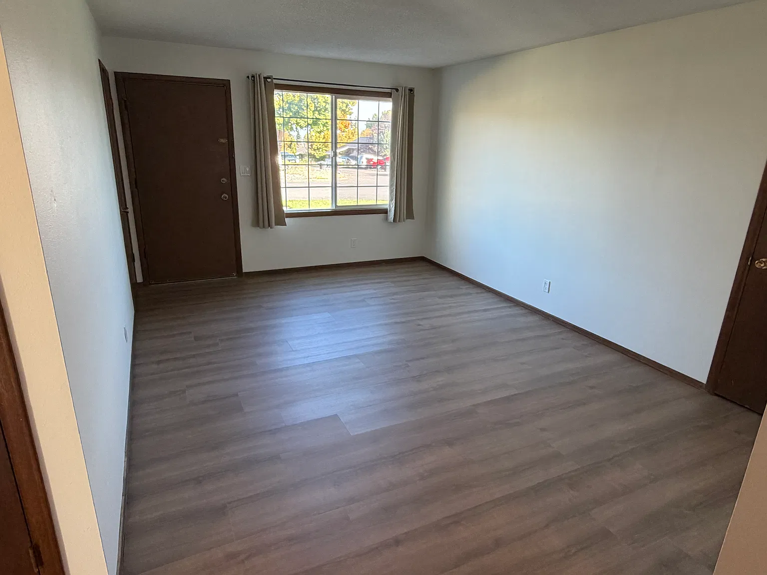 2 bed, 960 sqft, $1,700 — Photo 4