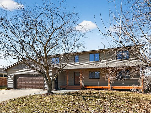 2nd image of 2357 Northern Hills Ct NE