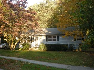 44 Live Oaks Rd, Milford, CT 06460