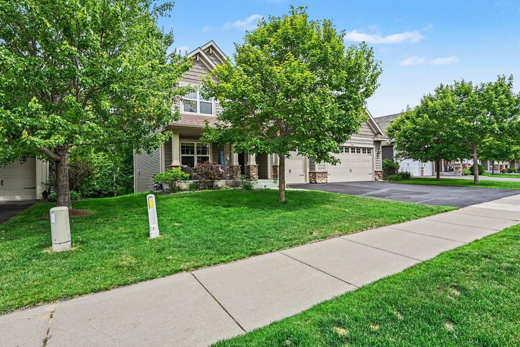 12581 Zumbrota St NE, Blaine, MN - View 2