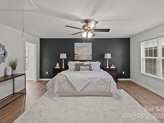 5th image of 4606 Jamee Dr