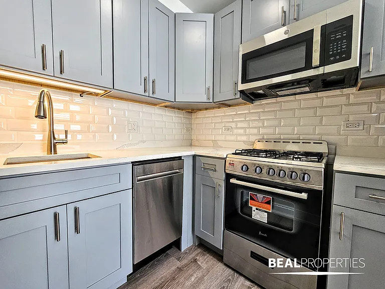 505 West Belmont Ave — Photo 103
