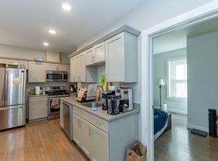 11 Line St #2, Cambridge, MA 02138