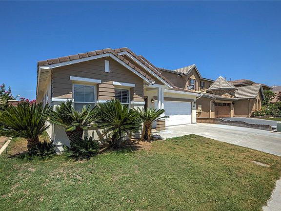 3rd image of 13247 Yellowwood St