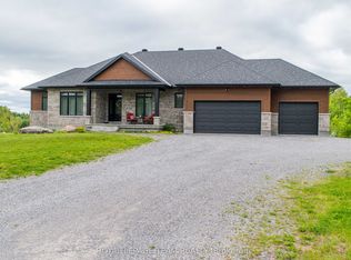 80 Raymond Luhta Cres, McNab/braeside, ON K7S3G8
