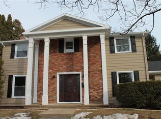 7 Forester Rd, Liverpool, NY 13090