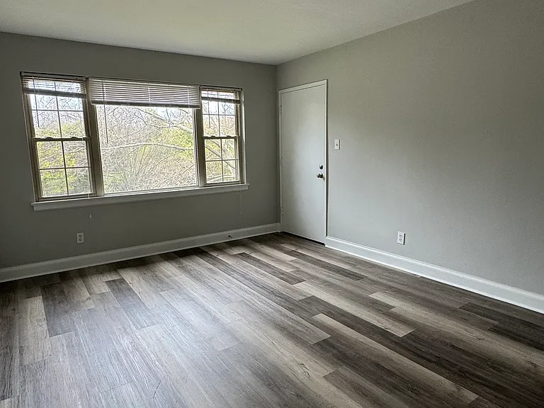 2464 Grinstead Dr #1 — Photo 7