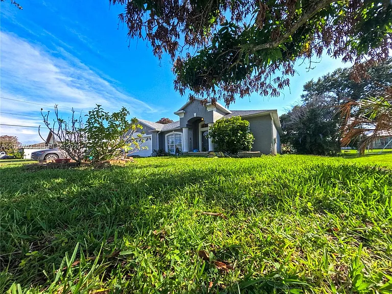 1834 SW Gemini Ln — Photo 15