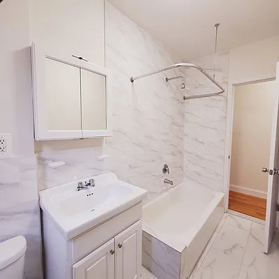 Rented by New York Residence | media 23