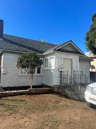 1st image of 410 Church Ave
