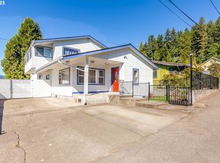 76478 Oak St, Oakridge, OR 97463
