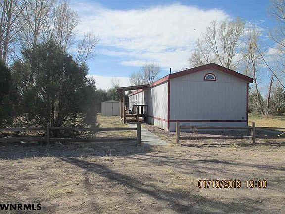 4th image of 136 1st Ave
