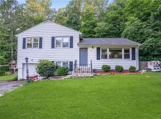 25 Glenna Dr, Carmel, NY 10512