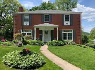 839 7th St, Oakmont, PA 15139