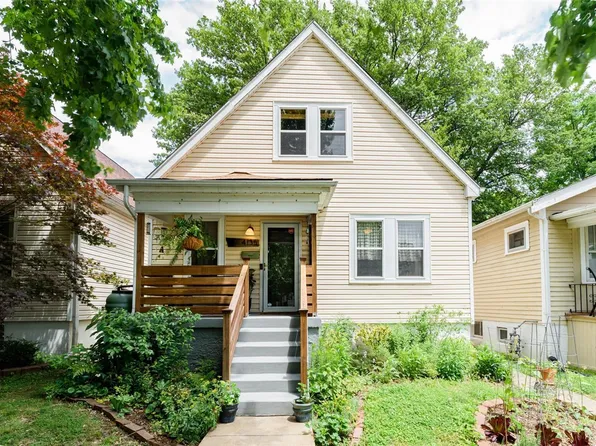 4135 Burgen Ave, Saint Louis, MO 63116