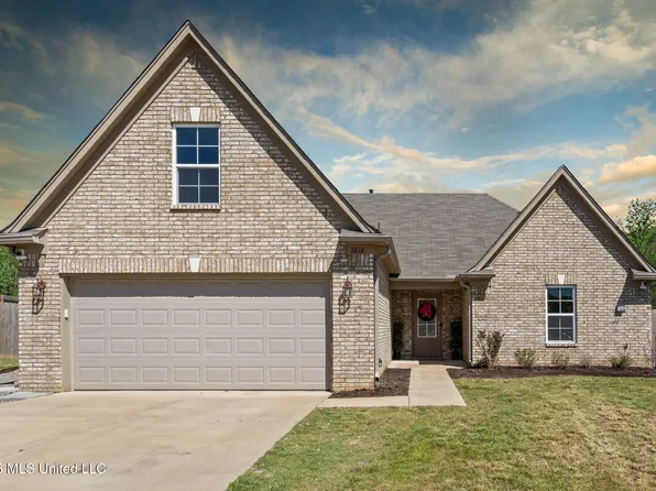 7616 Ridgefield Dr, Horn Lake, MS 38637