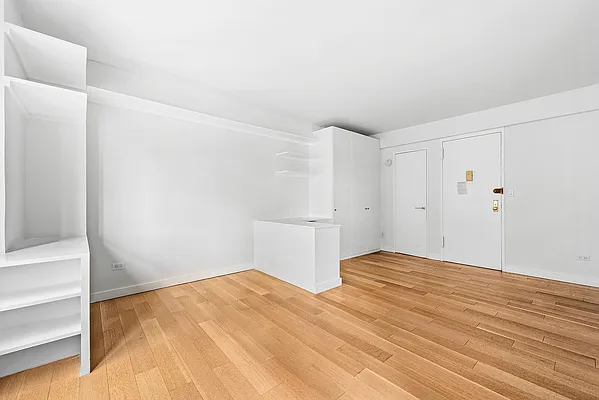 Rented by Corcoran | media 7