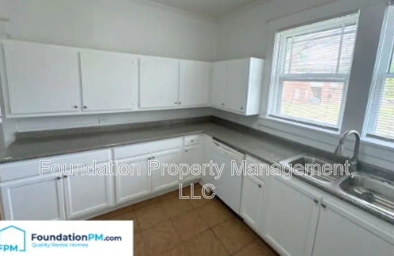 1492 Faxon Ave — Photo 9