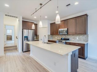 4006 Valley View Rd #B, Austin, TX 78704