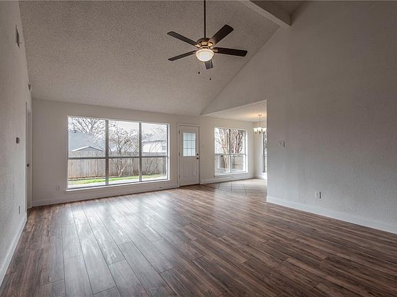 4th image of 7014 Hawaii Ln