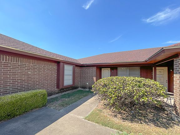 2nd image of 729 Kimberly Dr