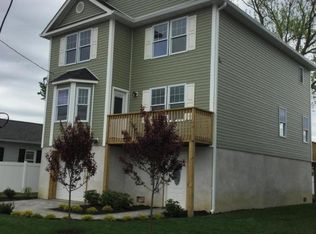 825 9th St, Union Beach, NJ 07735