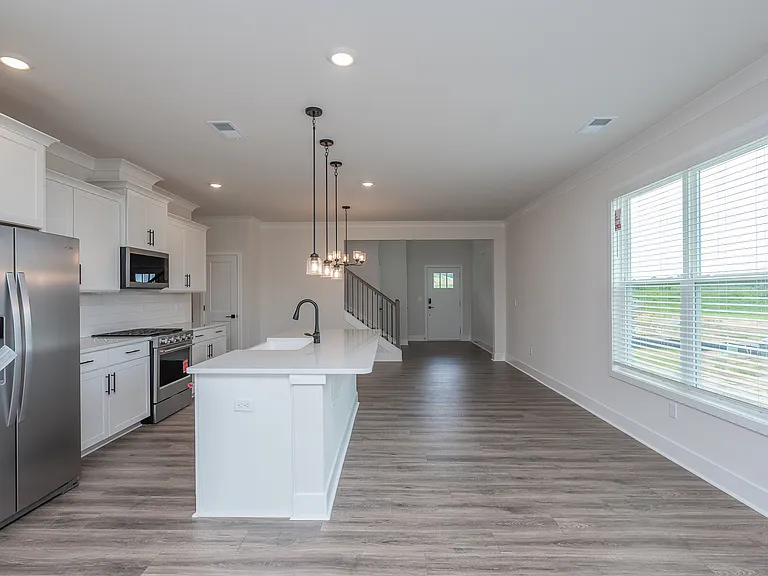 1004 Gresham Pl — Photo 9