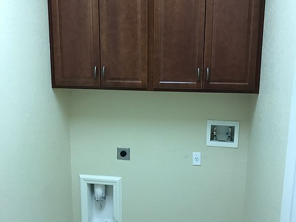 2nd image of 116 Seven Oaks Dr