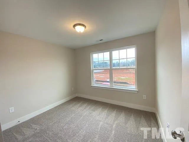 904 Hillman Ln — Photo 13