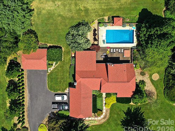 2nd image of 845 Cane Creek Rd