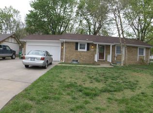 306 W Southwind Dr, Valley Center, KS 67147