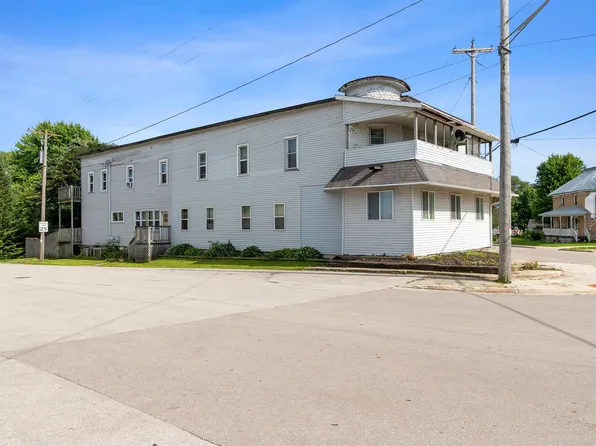 8253 Cty Hwy W, Greenleaf, WI 54126