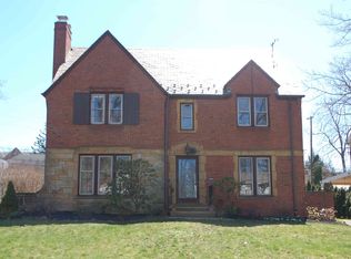 4058 Conover Rd, University Heights, OH 44118