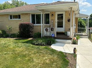 10020 South St, North Huntingdon, PA 15642