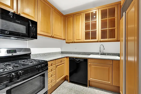 Rented by Compass | media 4