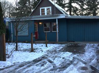 524 NW Cliff Ln, Estacada, OR 97023