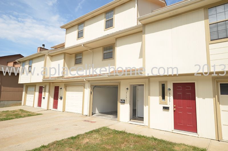 1st image of 3131 Eaton St