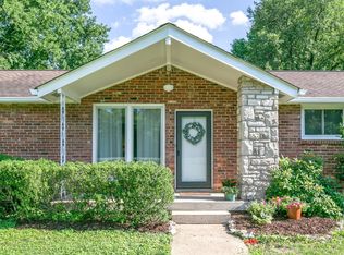 1935 Berrys Chapel Ct, Franklin, TN 37069