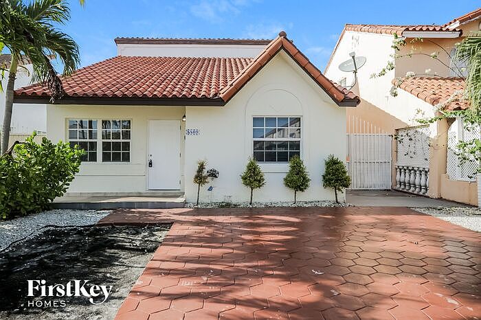1st image of 8809 NW 108th St